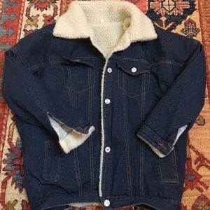 Jean jacket with Sherpa lining